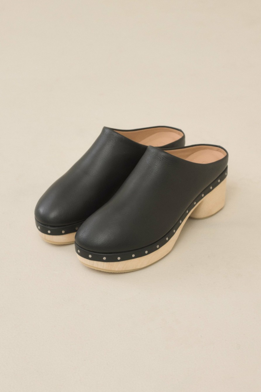 SHOE LAUREN MANOOGIAN | Studio Clog