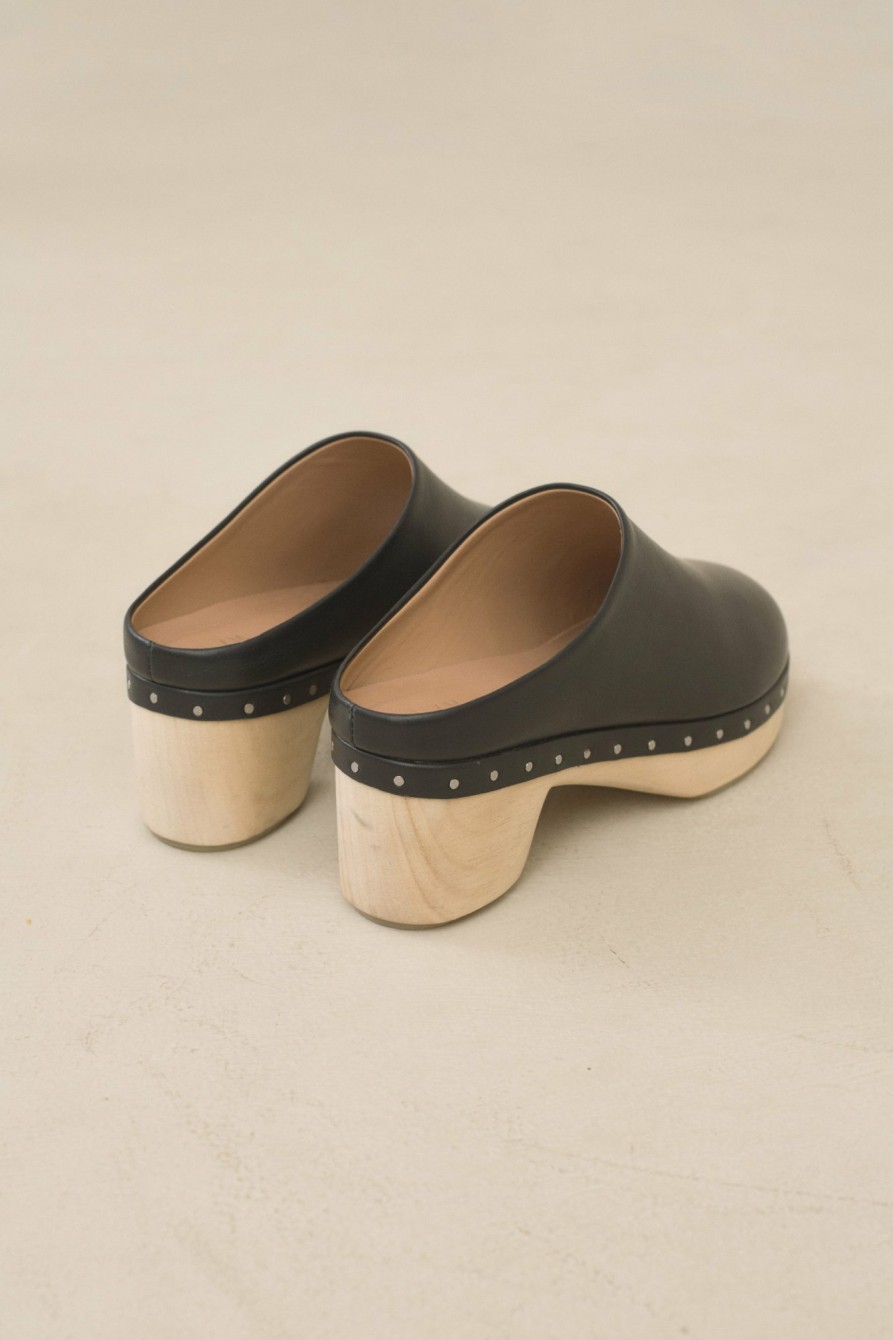 SHOE LAUREN MANOOGIAN | Studio Clog