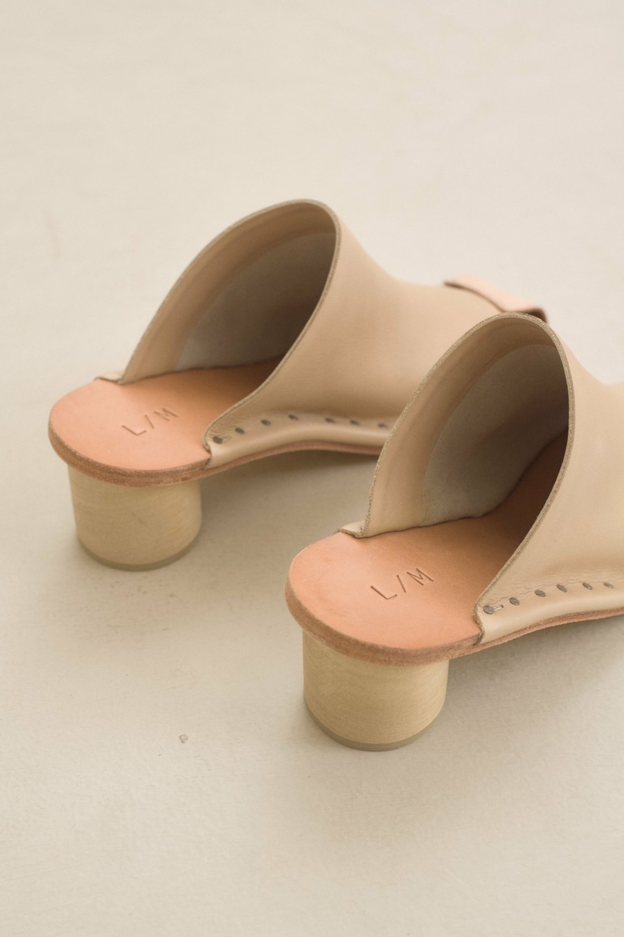 SHOE LAUREN MANOOGIAN | Dowel Pump