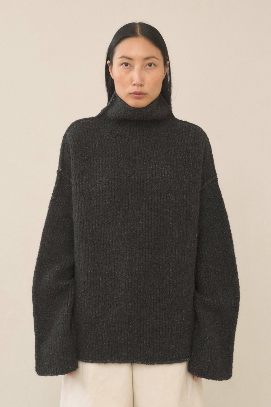 TOP LAUREN MANOOGIAN | Raw Turtleneck