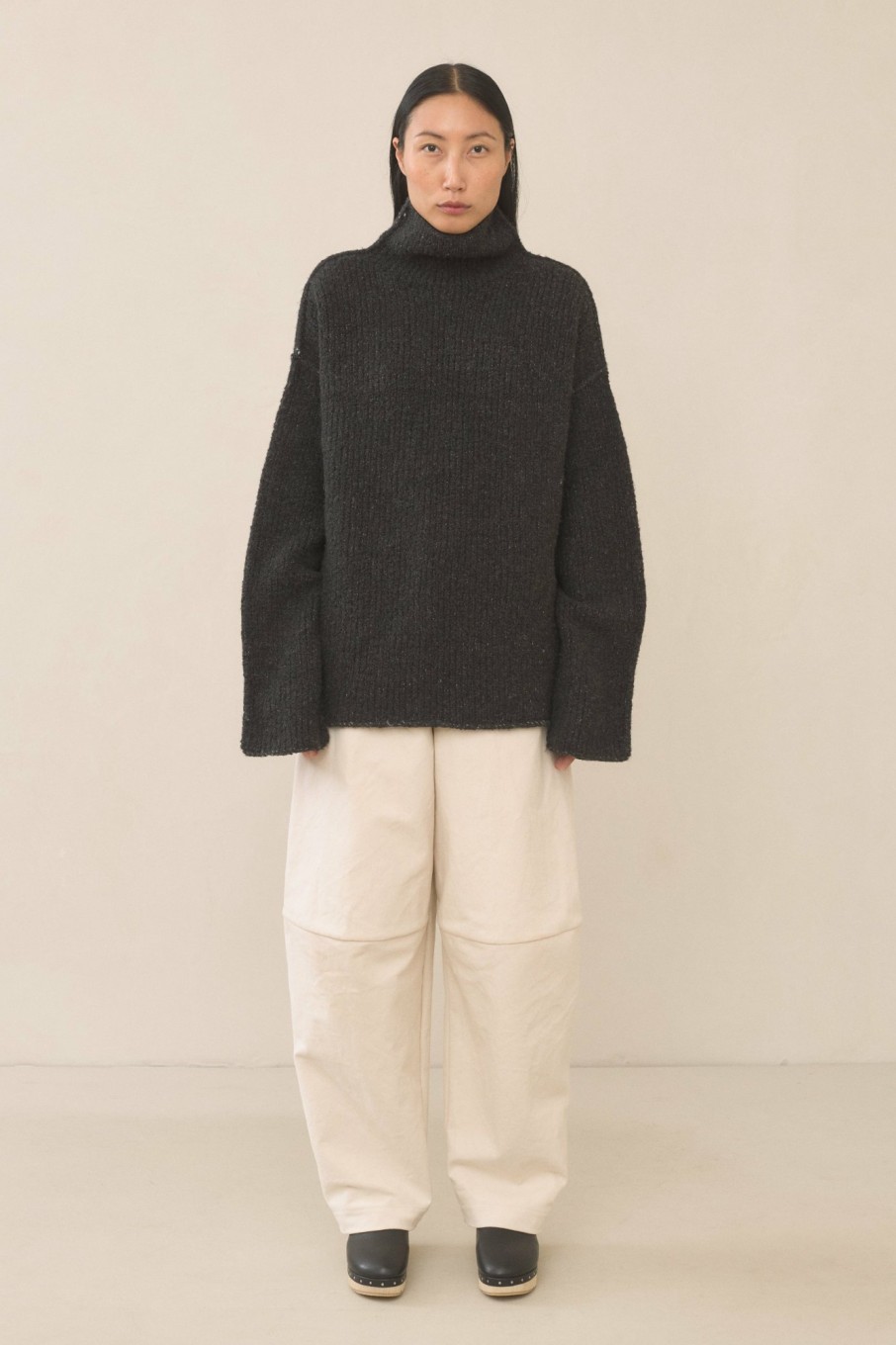 TOP LAUREN MANOOGIAN | Raw Turtleneck